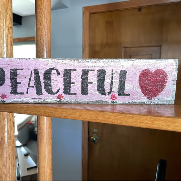 Peaceful wood sign decor - Picture 4 of 8